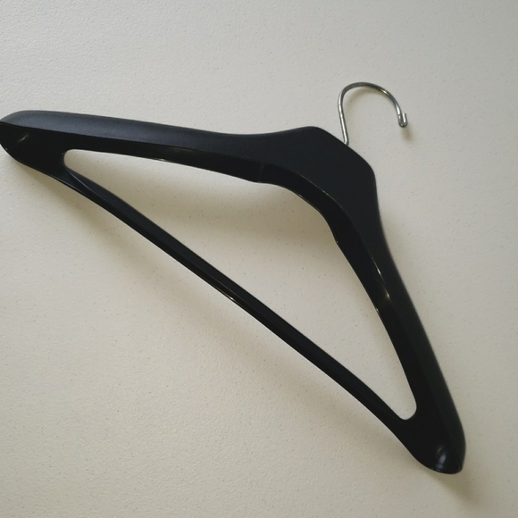 Harley-Davidson Black Hanger with Gold Emblem - Picture 3 of 3